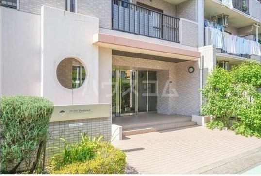 16/26 エントランス