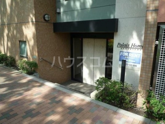 15/18 エントランス