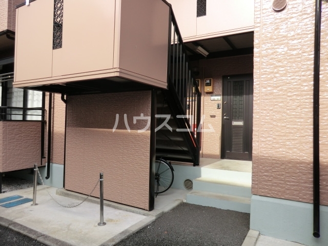 14/22 エントランス