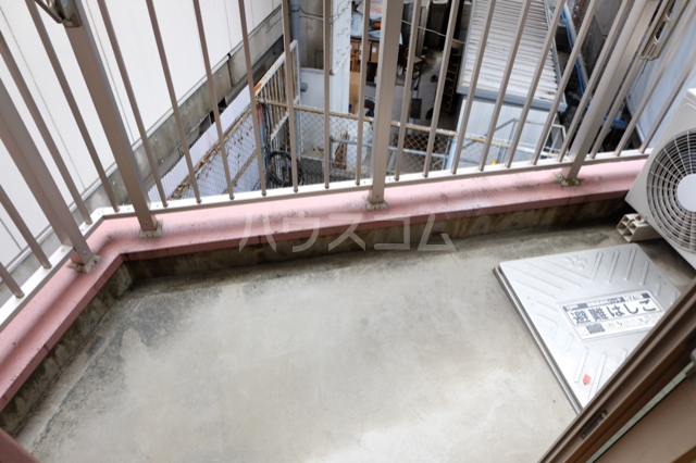 19/30 バルコニー