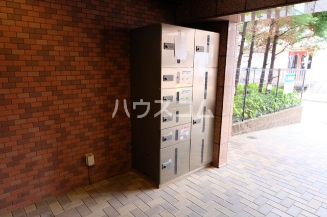 21/29 エントランス