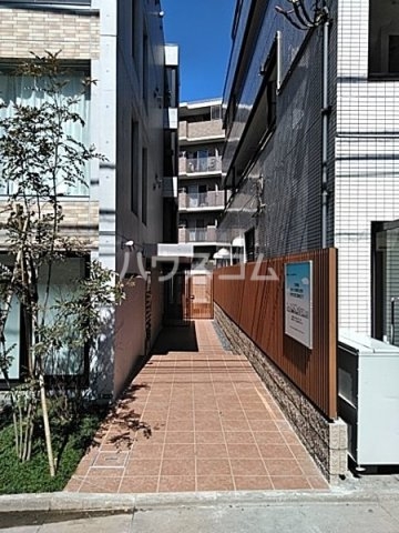 29/30 エントランス