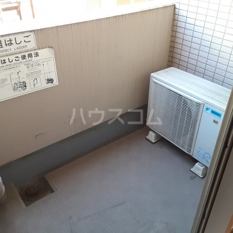 19/30 バルコニー