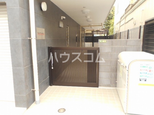 29/30 エントランス