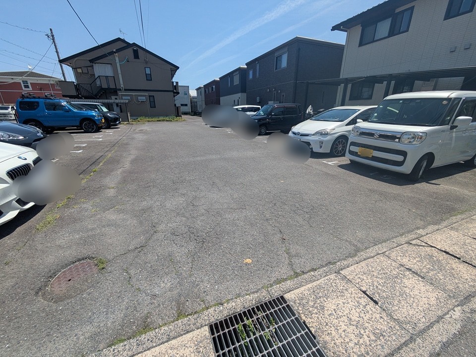 14/15 駐車場
