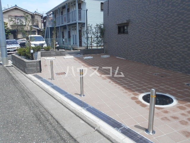 22/30 駐車場