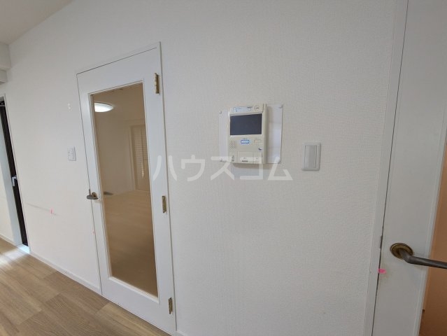 17/26 エントランス