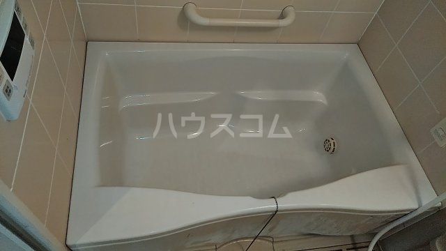 13/22 浴室