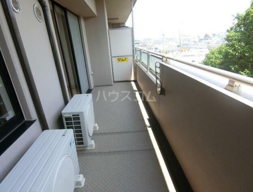 13/30 バルコニー