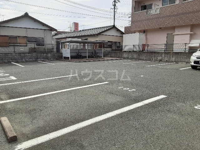 24/29 駐車場