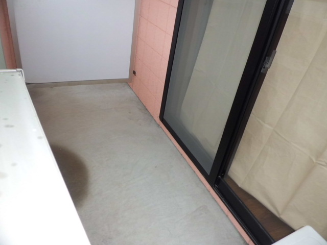 16/27 バルコニー