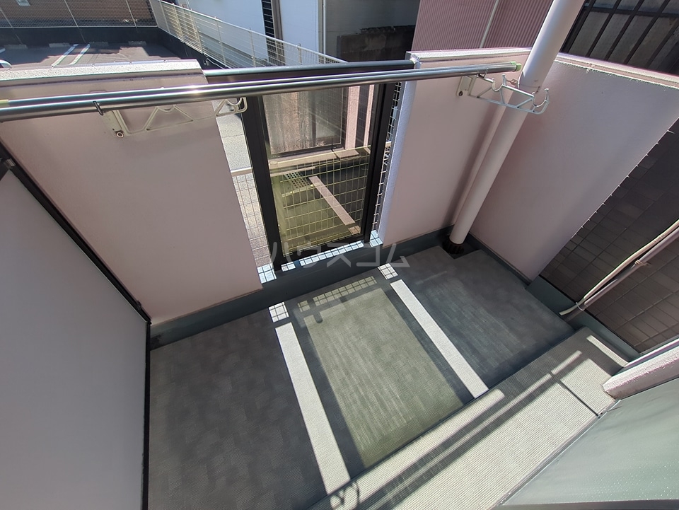 13/30 バルコニー