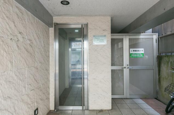 16/24 エントランス