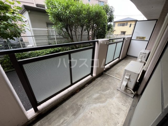 20/26 バルコニー