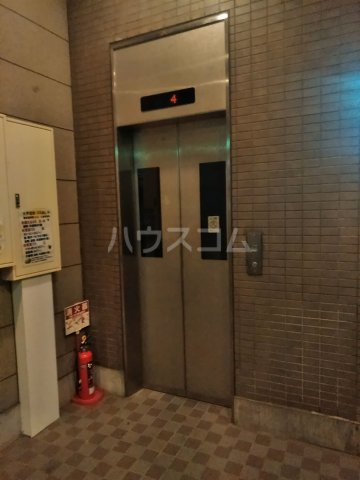 16/24 エントランス