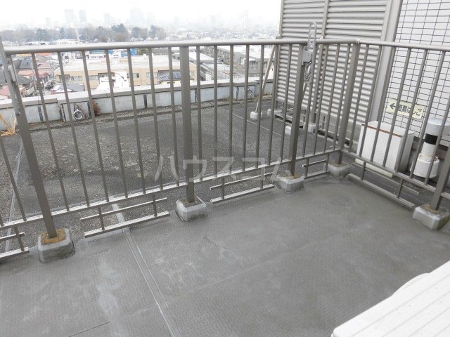 13/30 バルコニー