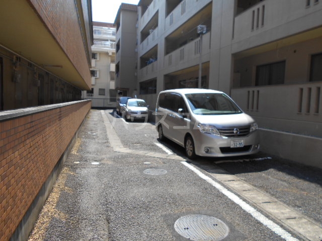 21/29 駐車場