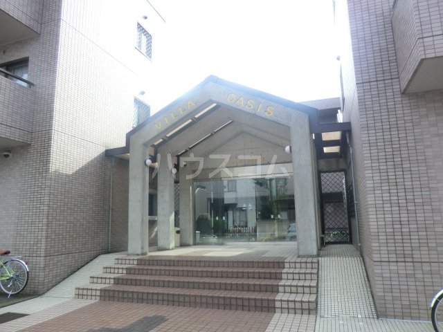 20/30 エントランス