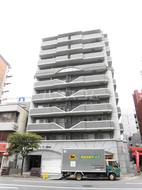 14/22 エントランス