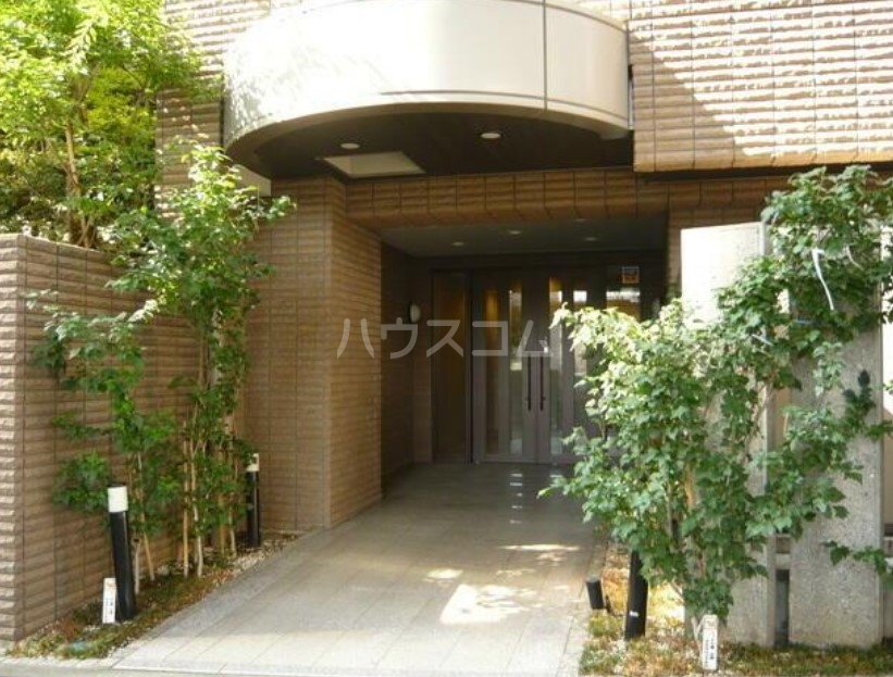 15/25 エントランス