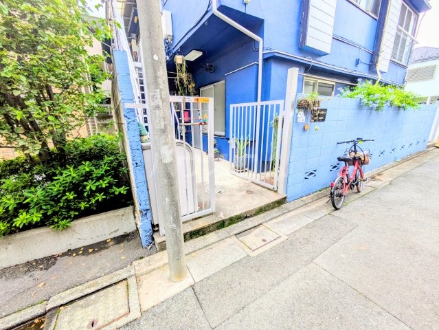 21/29 エントランス
