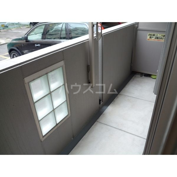 16/27 バルコニー