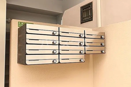 16/26 エントランス