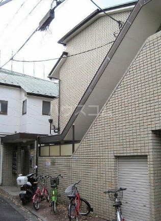 19/20 エントランス