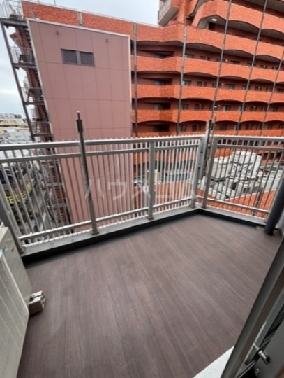 13/27 バルコニー