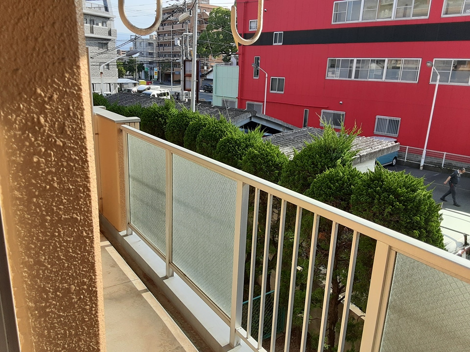 16/23 バルコニー