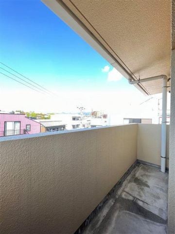 19/30 バルコニー