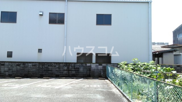 14/15 駐車場