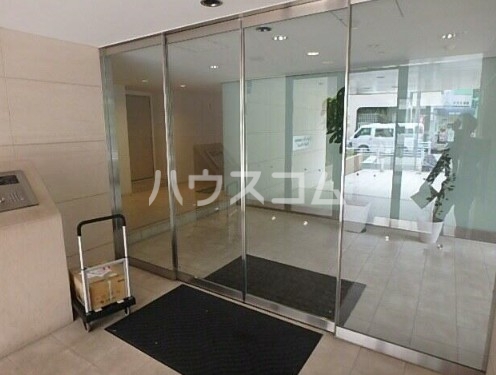 15/26 エントランス