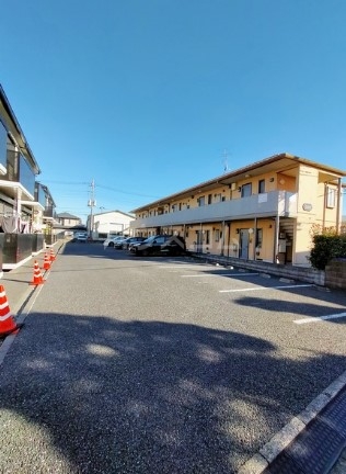 16/21 駐車場