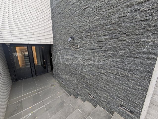 21/29 エントランス