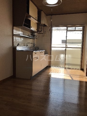 13/26 キッチン