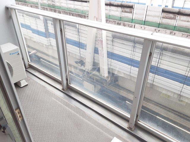 18/30 バルコニー