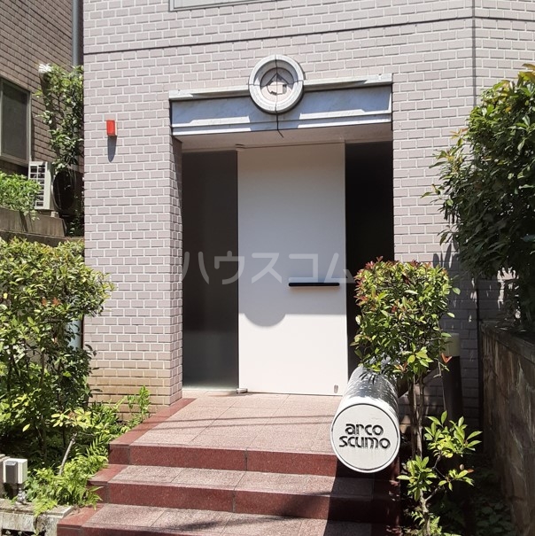 3/4 エントランス