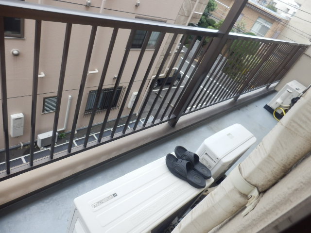 13/25 バルコニー