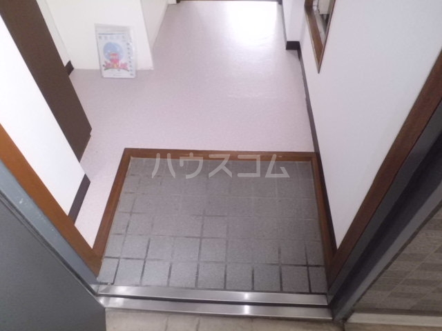 5/20 玄関