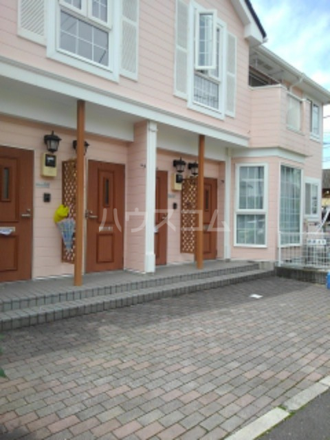 21/30 エントランス