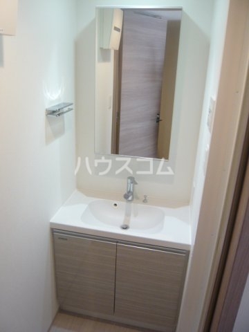 13/30 洗面