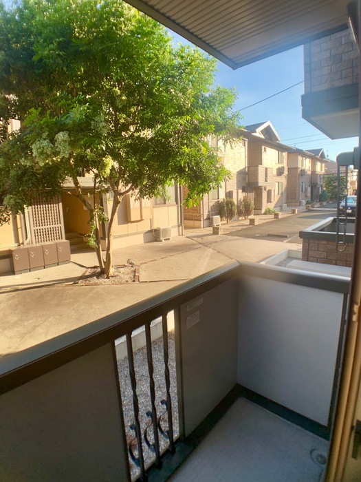 14/27 バルコニー