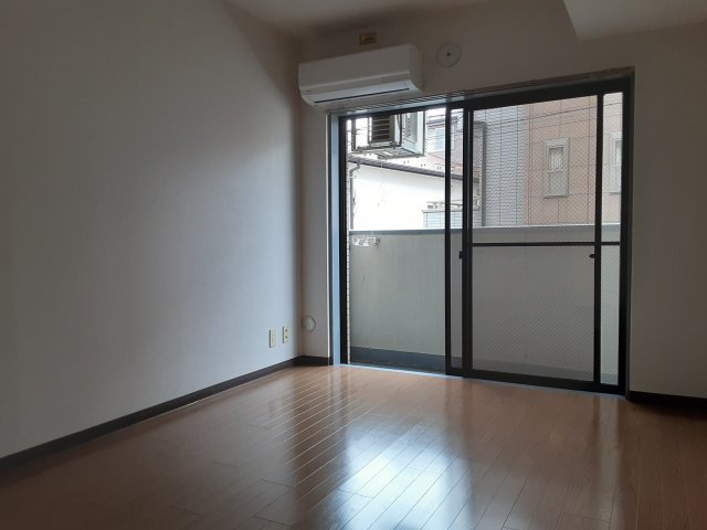 14/23 バルコニー