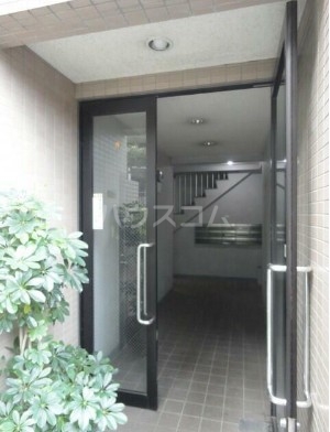 3/8 エントランス