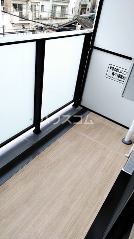 14/30 バルコニー