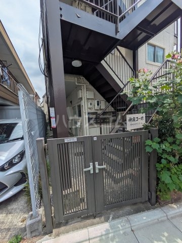 29/30 エントランス