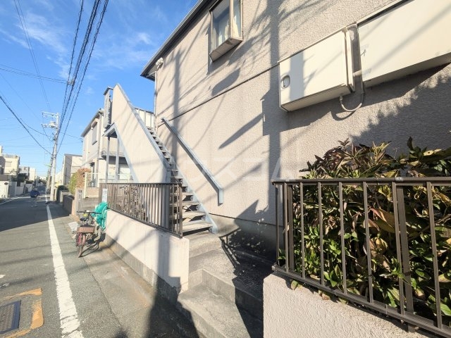 21/28 エントランス