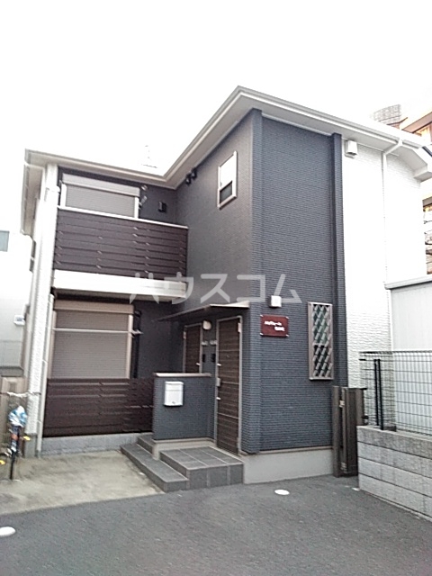 22/30 エントランス