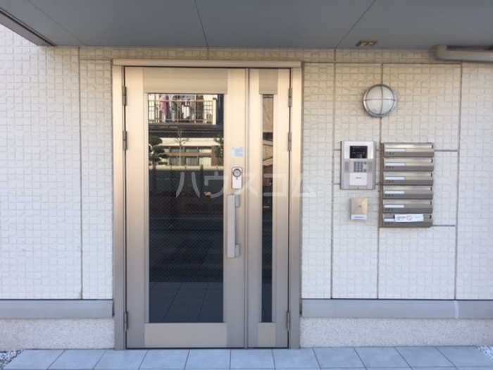 2/13 エントランス